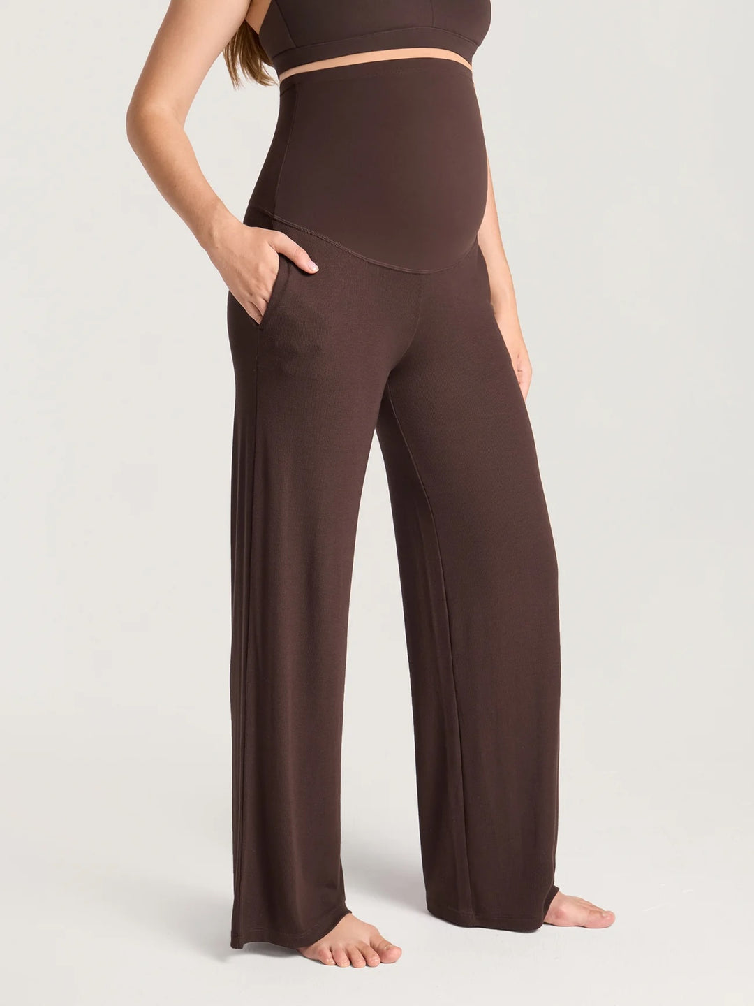 Pantalon maternité détente coton côtelé Brun fudge Momanda