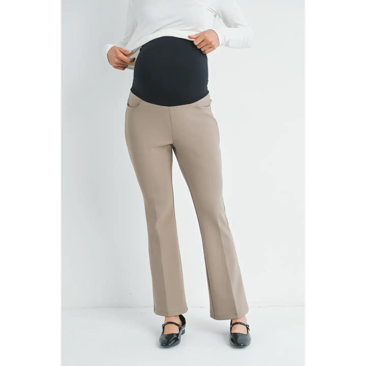 Pantalon taupe de la compagnie Hello Mizz, couvrant le ventre