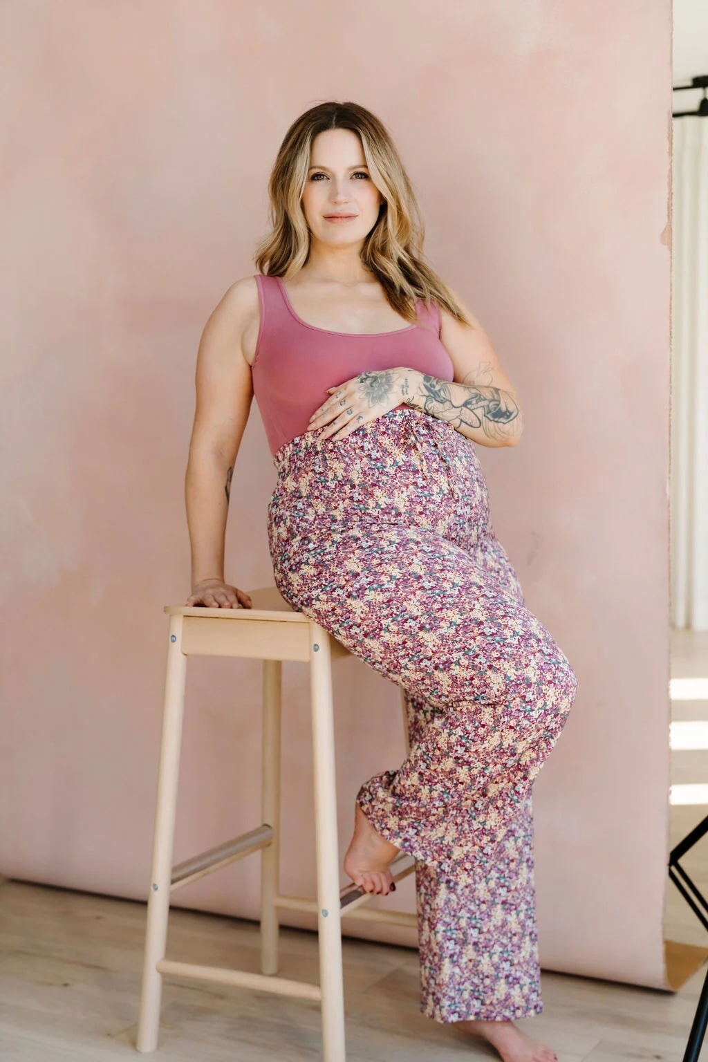 pantalon maternite floral magenta Lait de poule Rose maternite