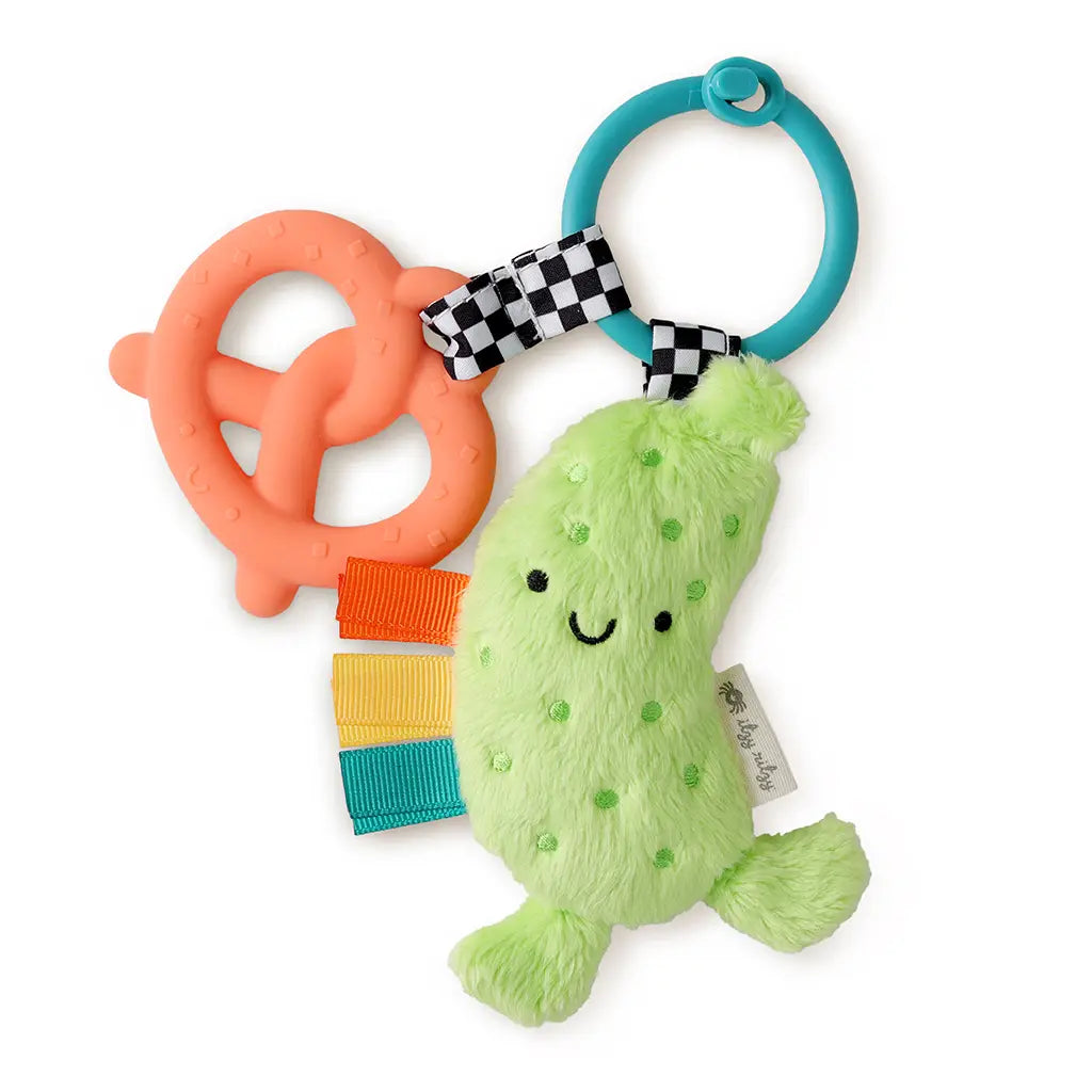 jouet sensoriel Parker cornichon Itzy Ritzy Mlle et Coco