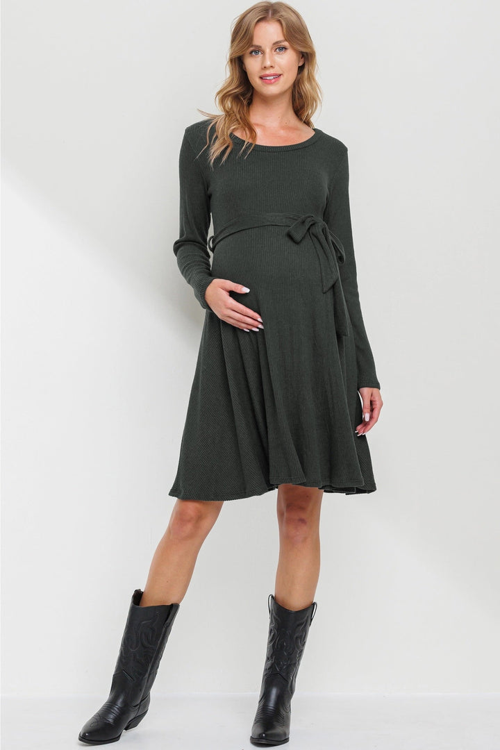 Robe de patineuse de maternité côtelée à manches longues vert foncé Hello Miz Mlle et Coco