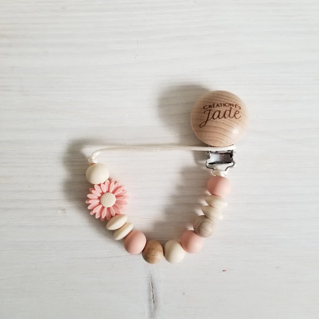 attache suce petite marguerite pêche crème création jade Mlle Coco