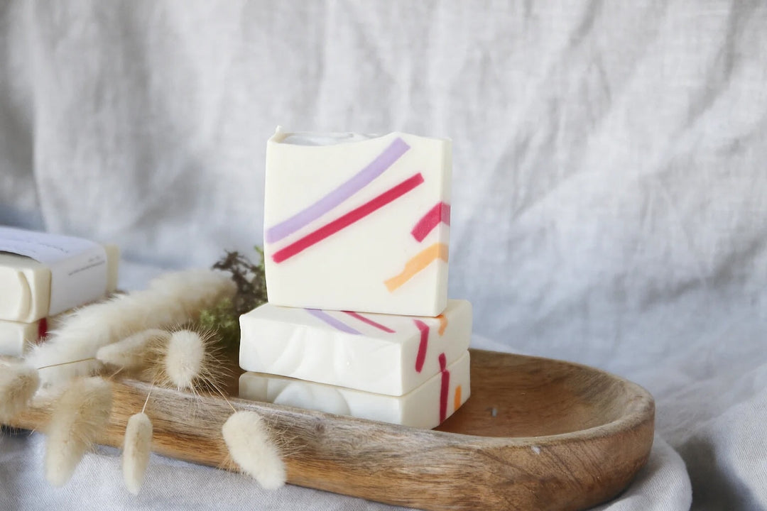 Savon pêche, magnolia et framboise Savonnerie Poussière d'étoile