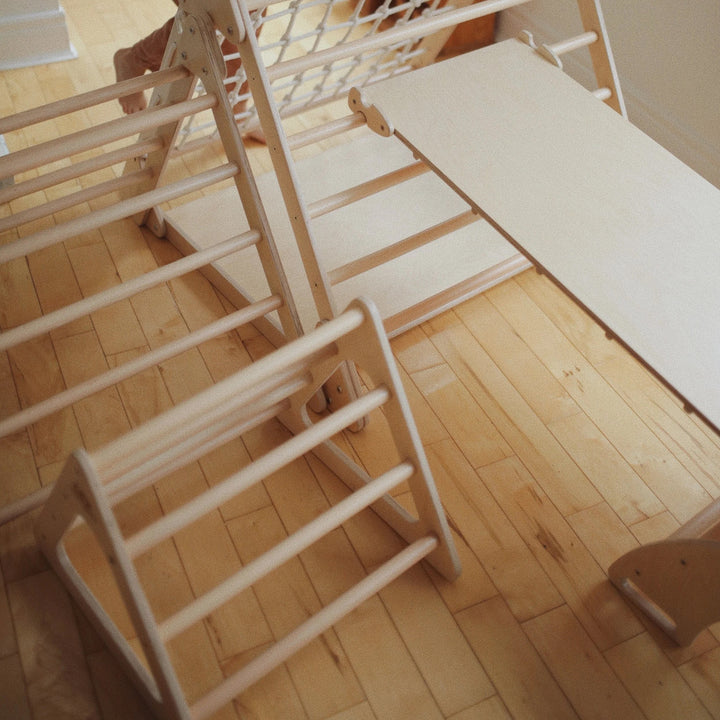 Salle de sport Pikler Petit Triangle en bois Kinderfeets Mlle et Coco