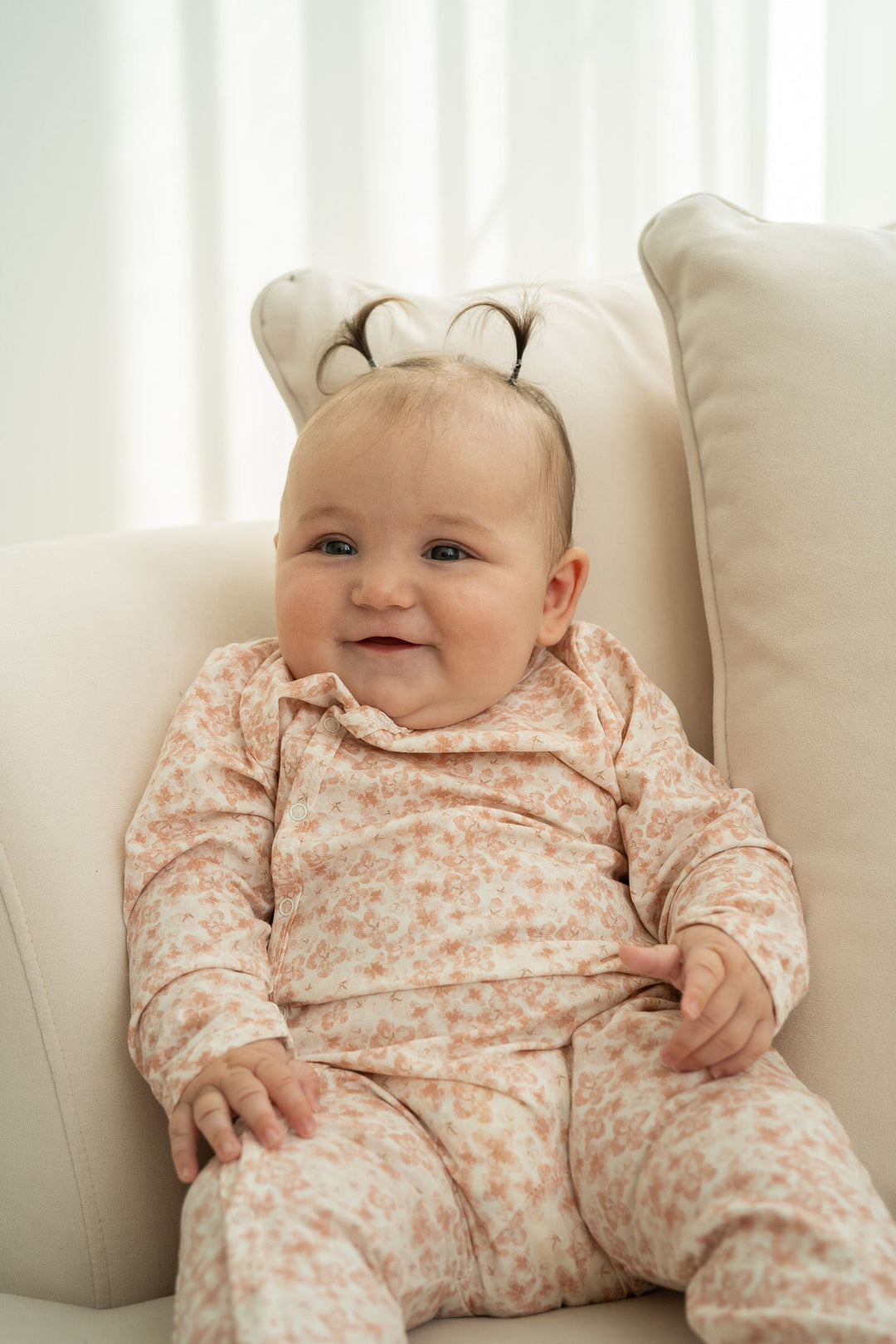 pyjama une-pièce fleuri rose bonnet manches longues Fixoni vêtement 