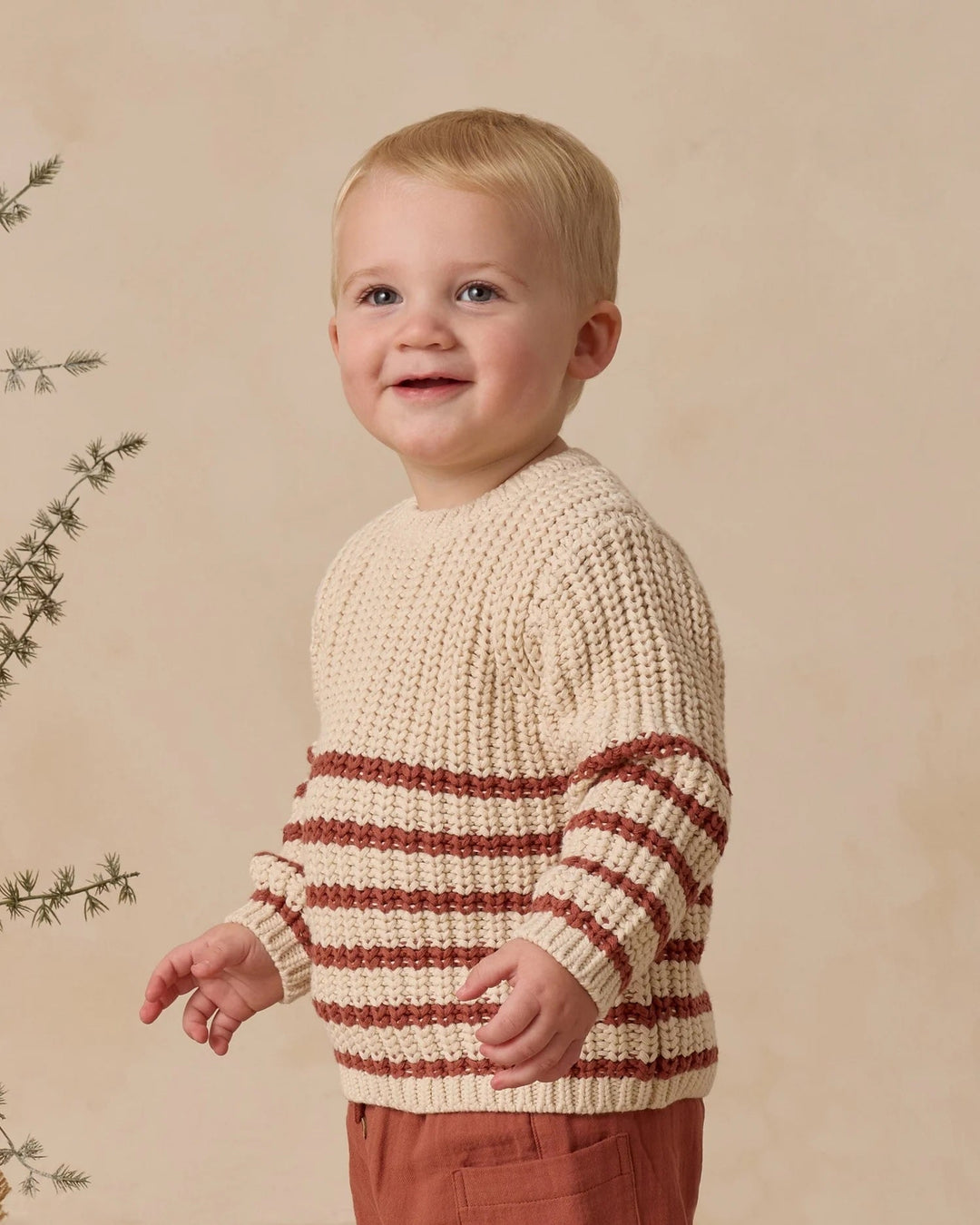 Pull en tricot rayé beige et cannelle Quincy Mae Mlle et Coco