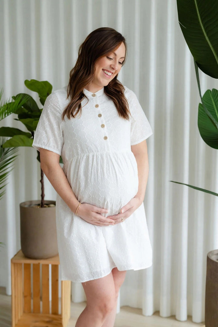 Robe rose maternité allaitement broderie blanche compagnie québécoise Bianca