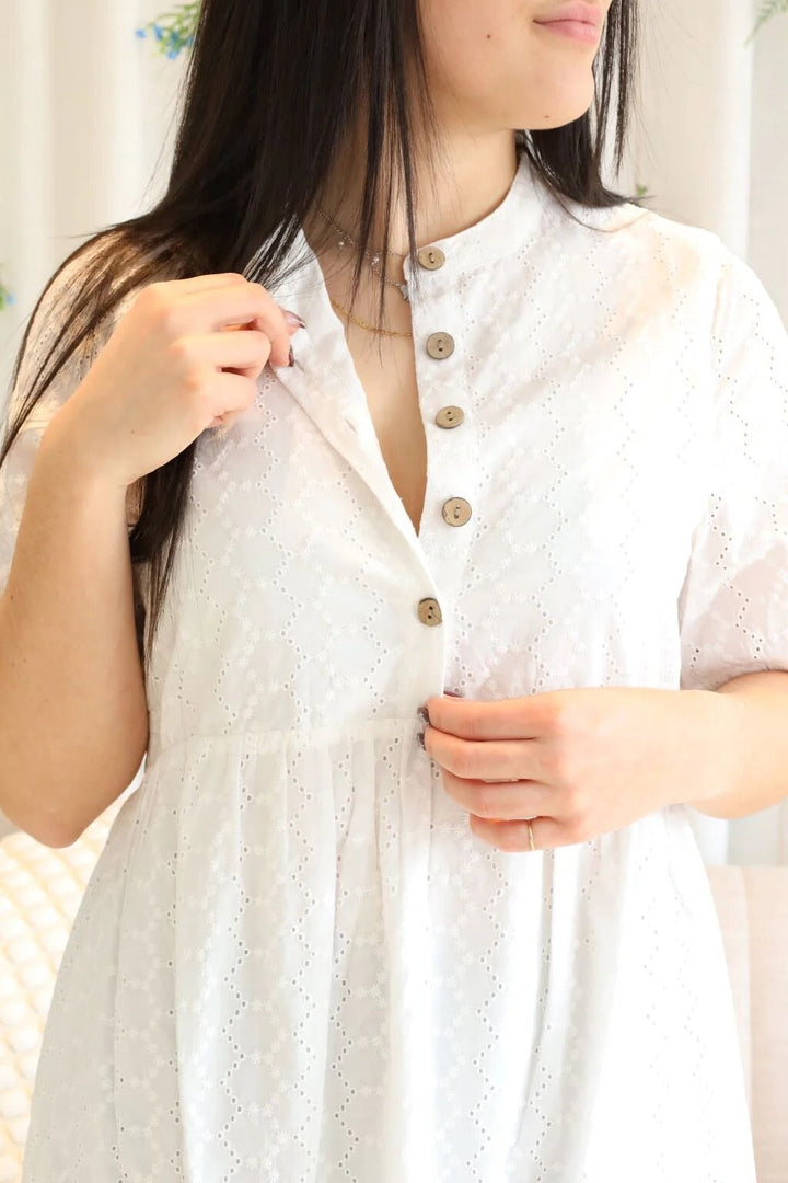 Robe rose maternité allaitement broderie blanche compagnie québécoise Bianca