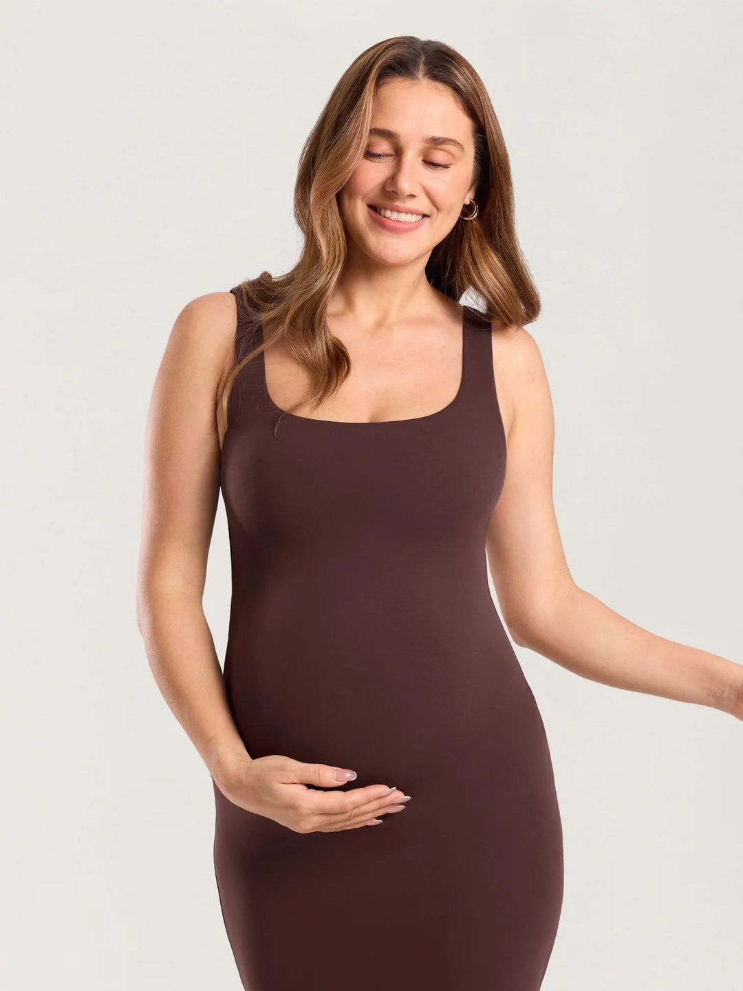 Robe midi moulante de maternité noisette Momanda Mlle et Coco