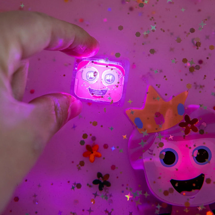 Glo pals personnage lumineux Princesse Ida rose Mlle et Coco