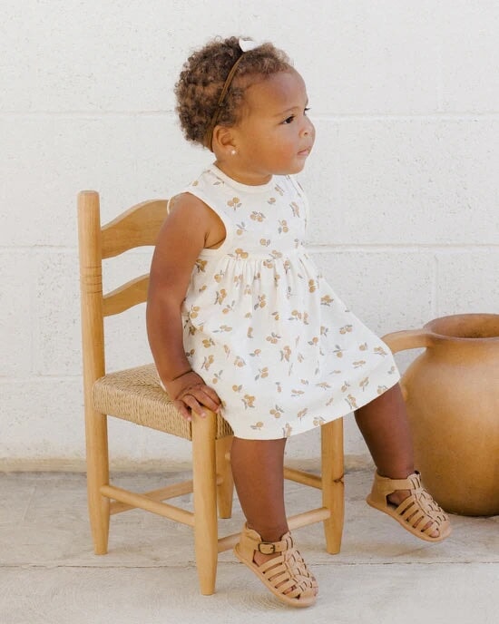 Robe ivoire et motif d&