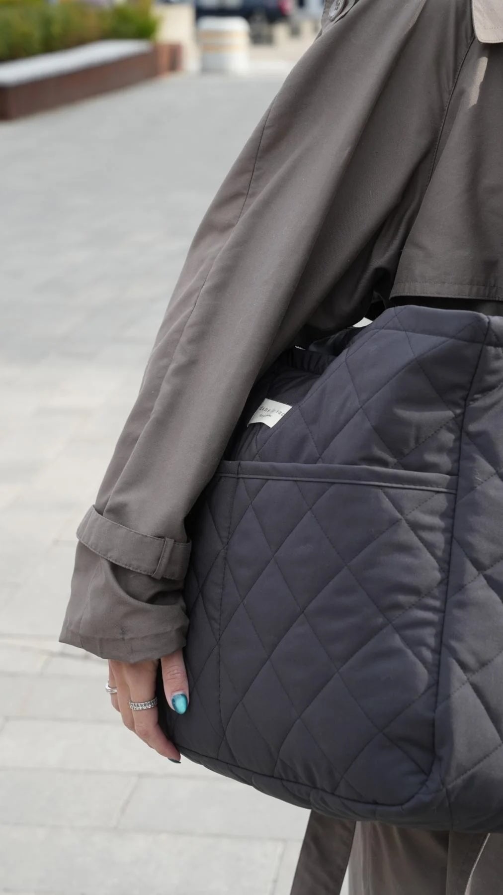 Sac à couches imperméable Ardoise Dans le sac collection nomade Mlle et Coco