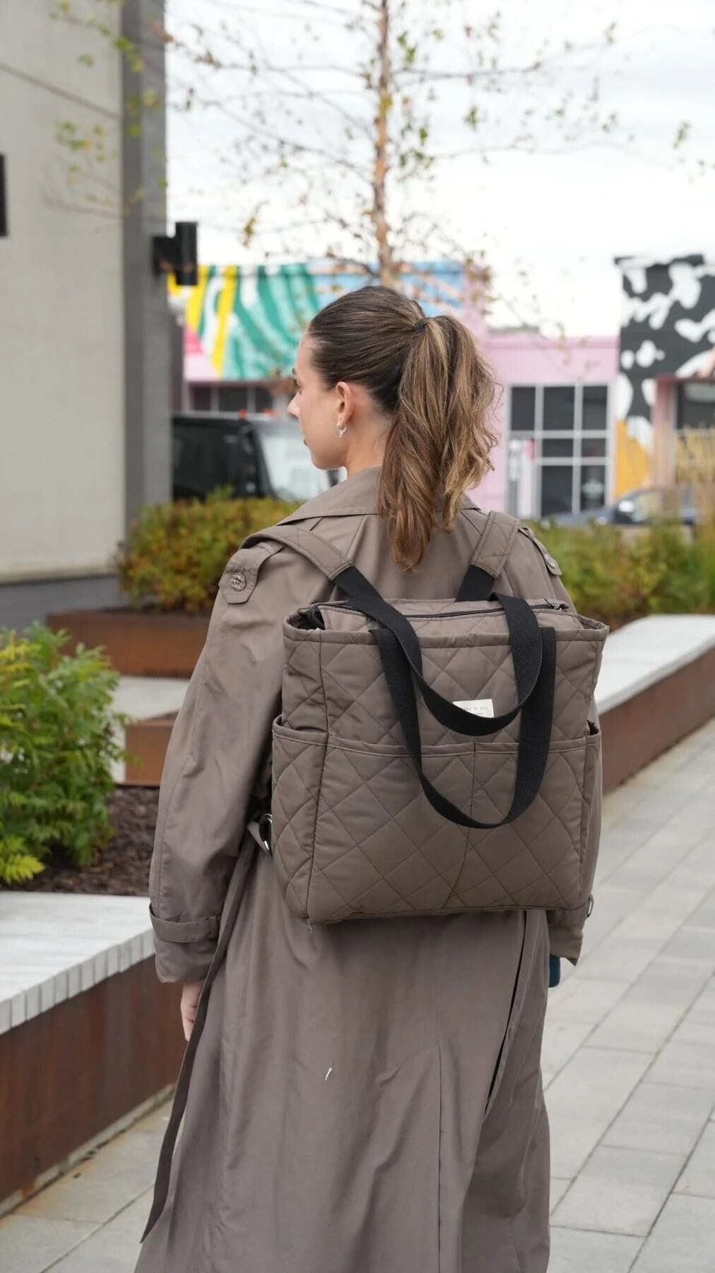 Sac à dos matelassé convertible collection nomade cacao Dans le sac Mlle et Coco