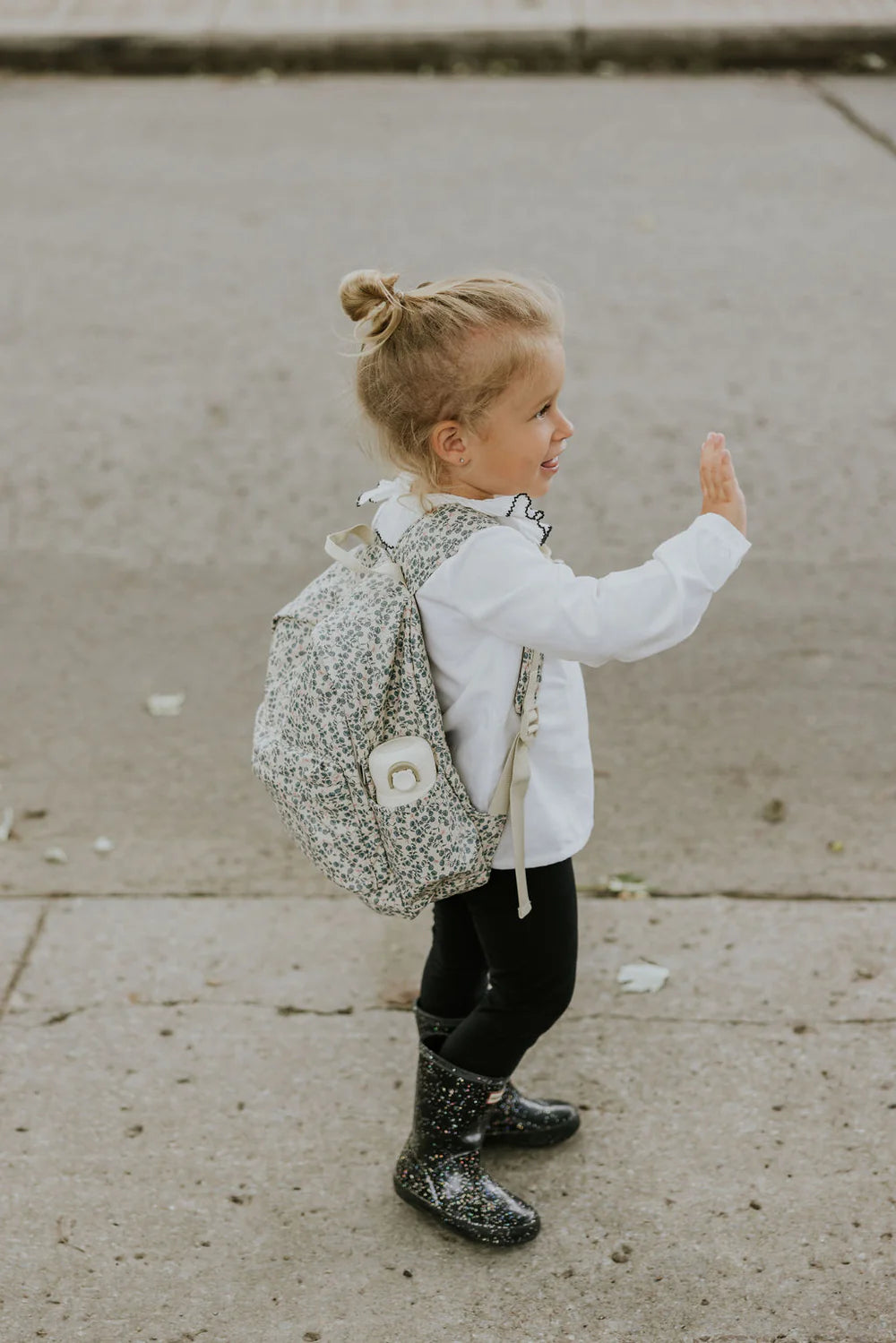 sac à dos enfant garderie primaire jurassique dino menoum