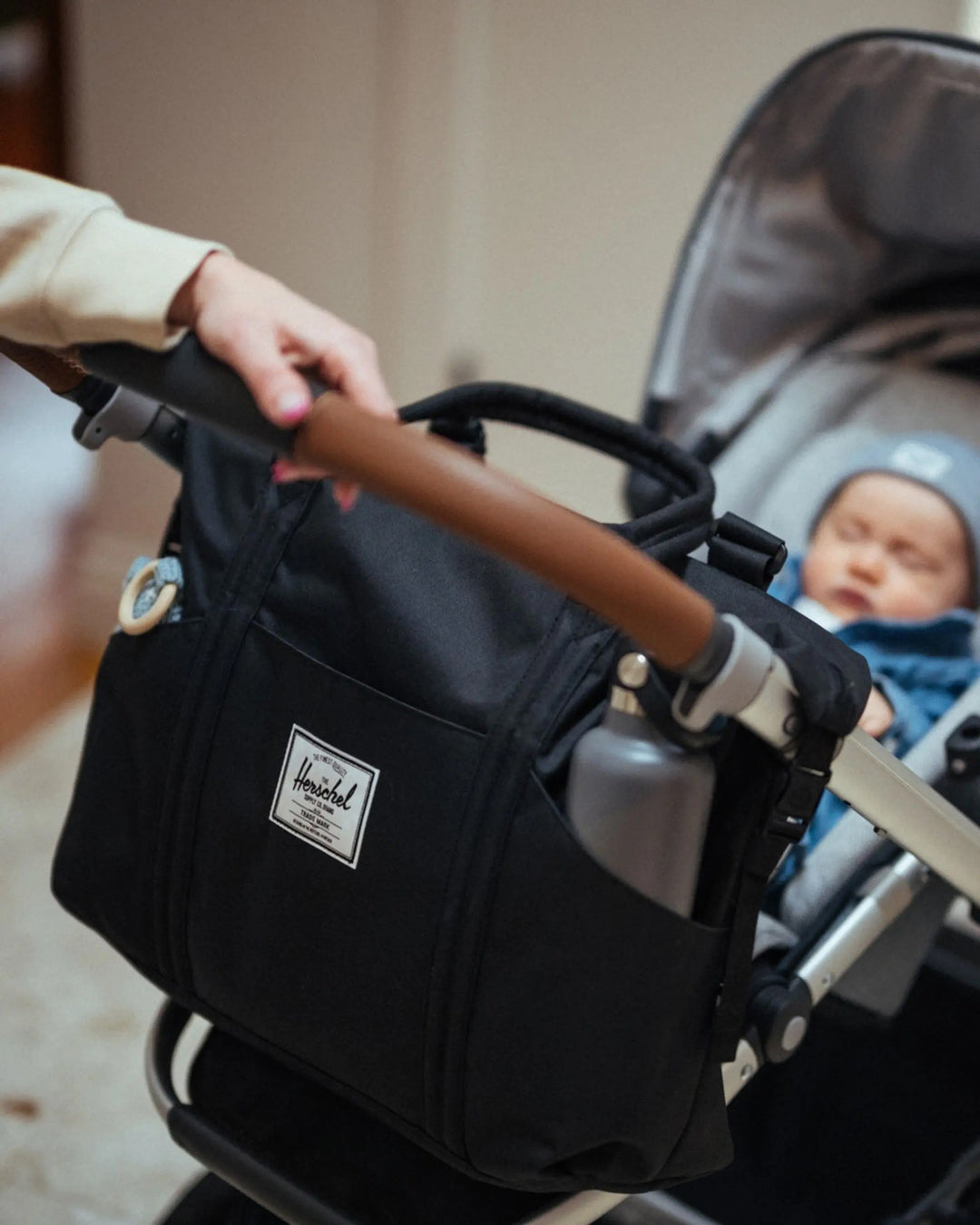 Herschel sac à couches duffle noir Mlle et Coco