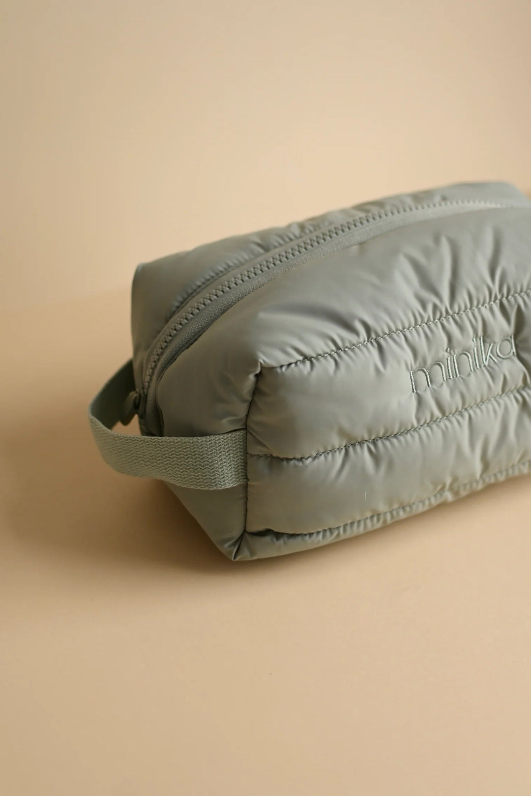 Pochette de rangement vert sage Minika Mlle et Coco