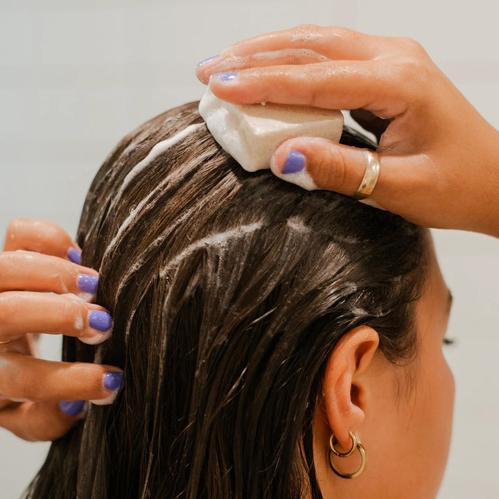 Shampoing en barre pour cheveux normaux  et à tendance grasse Bkind Mlle et Coco