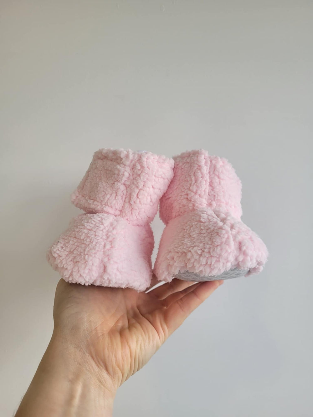 pantoufle sherpa rose Bébé ô chaud Mlle et Coco
