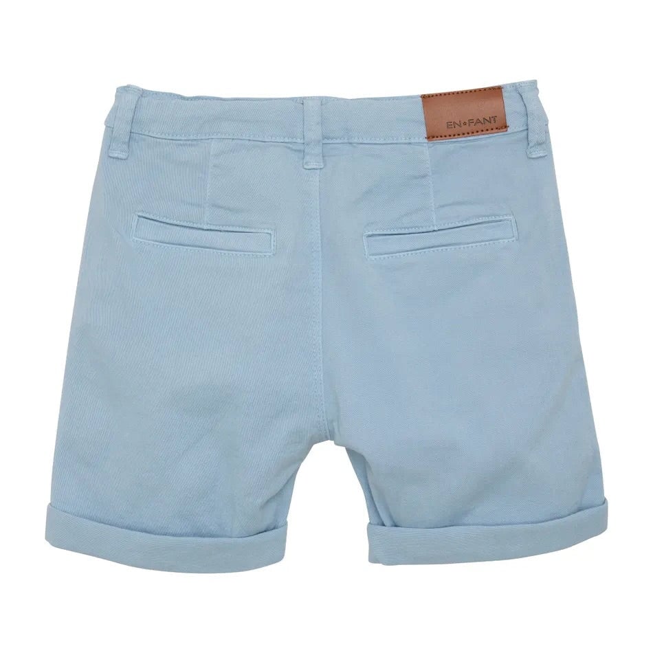 Short de marque En Fant bleu pâle, un look passe partout pour l&