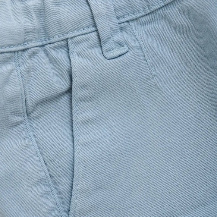 Short de marque En Fant bleu pâle, un look passe partout pour l&