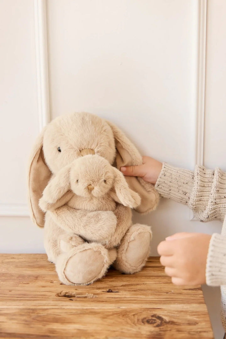 Peluche  Frankie lapin câlin et son bébé Snuggle Bunnies