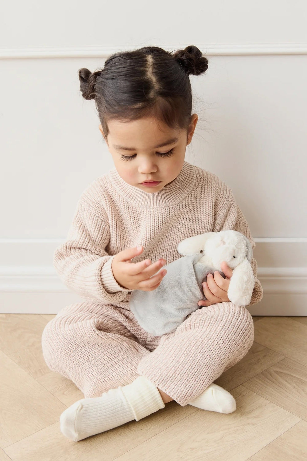 peluche Pénélope endormie Snuggle Bunnies lapin Mlle et Coco