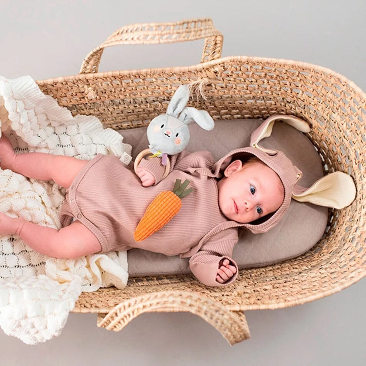 hochet jouet lapin Rylee Taf Toys accessoire bébé Mlle Coco