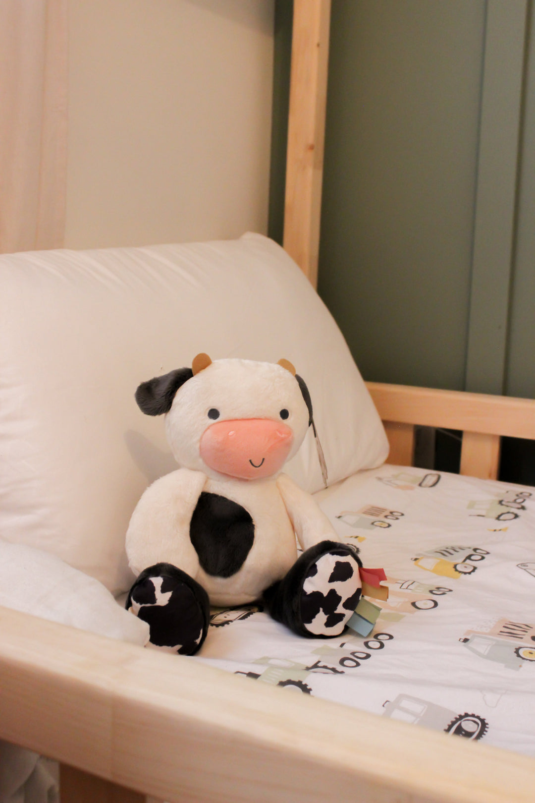 peluche sensoriel vache Itzy Ritzy Mlle et Coco