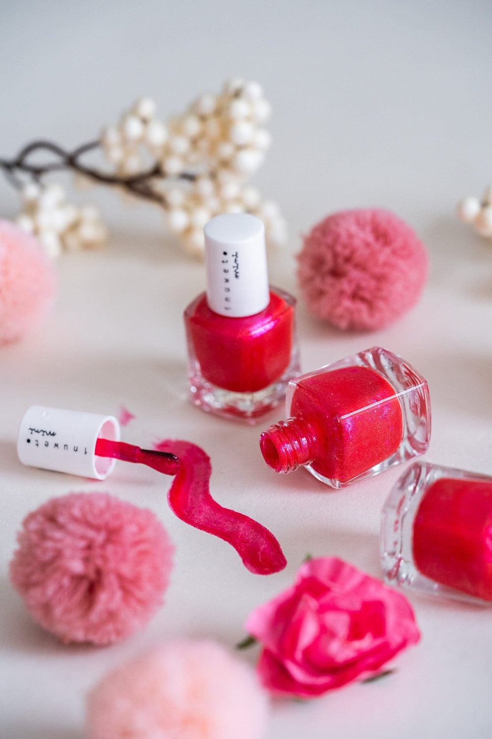 vernis ongles non toxic cosmétiques enfant Inuwet fraise fushia