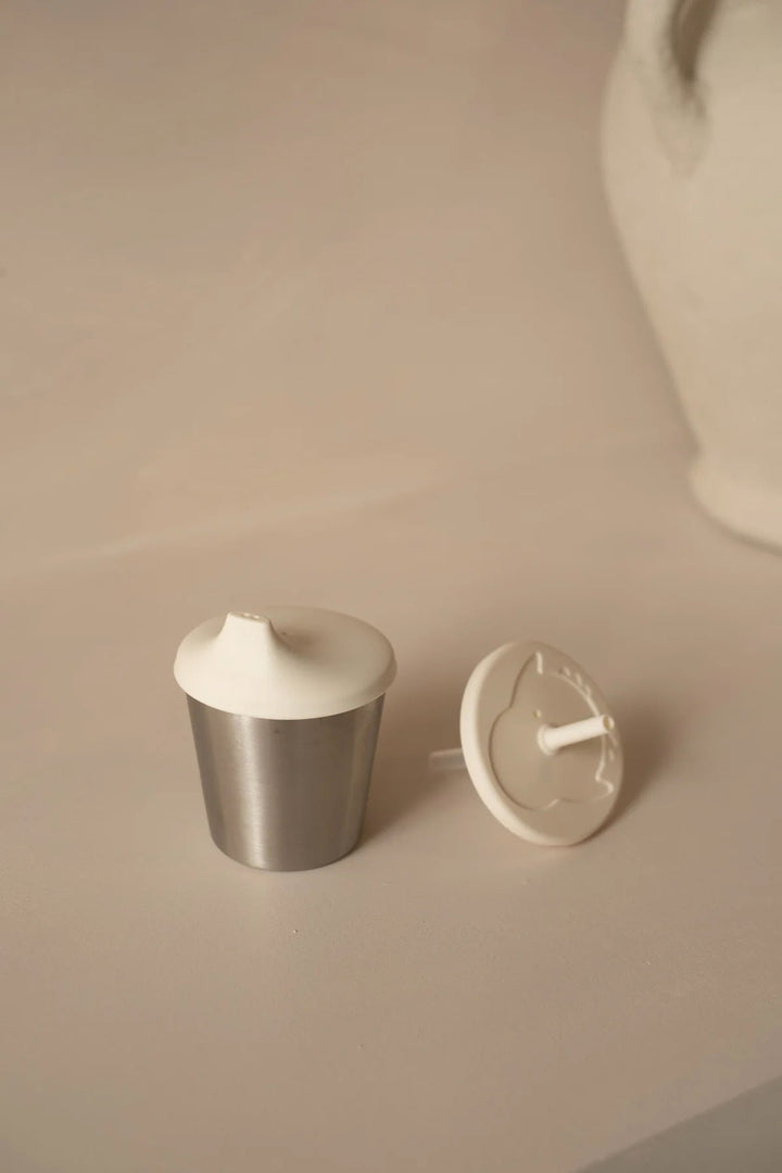 Gobelet à paille et à bec en acier inoxydable et silicone  2-en-1 blanc crème Micasso Mlle et Coco