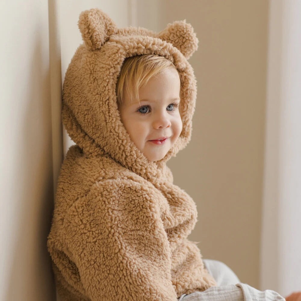 Veste en molleton de Quincy Mae couleur caramel avec petites oreilles