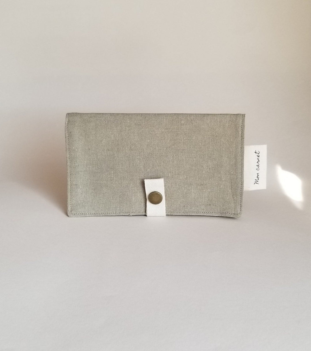 Carnet de santé/passeport - Plusieurs motifs et couleurs - Sauge &amp; co par Sauge &amp; co vendu par MlleetCoco.com