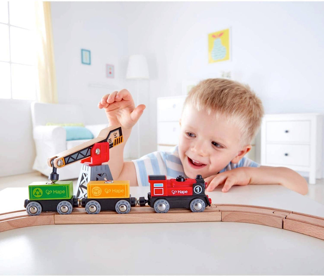 Train de bois - Circuit train de marchandise - Hape Jouet/jeux Hape 