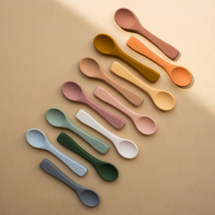 Minika cuillère en silicone pour enfant compagnie québécoise