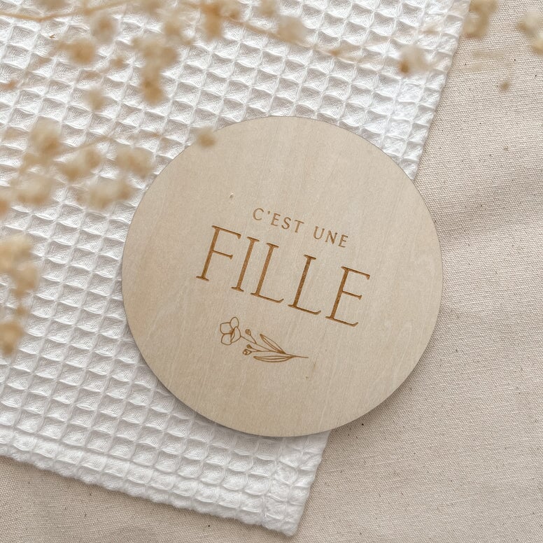 Petit tableau noir pastilles bois sexe bébé annonce compagnie québécoise 