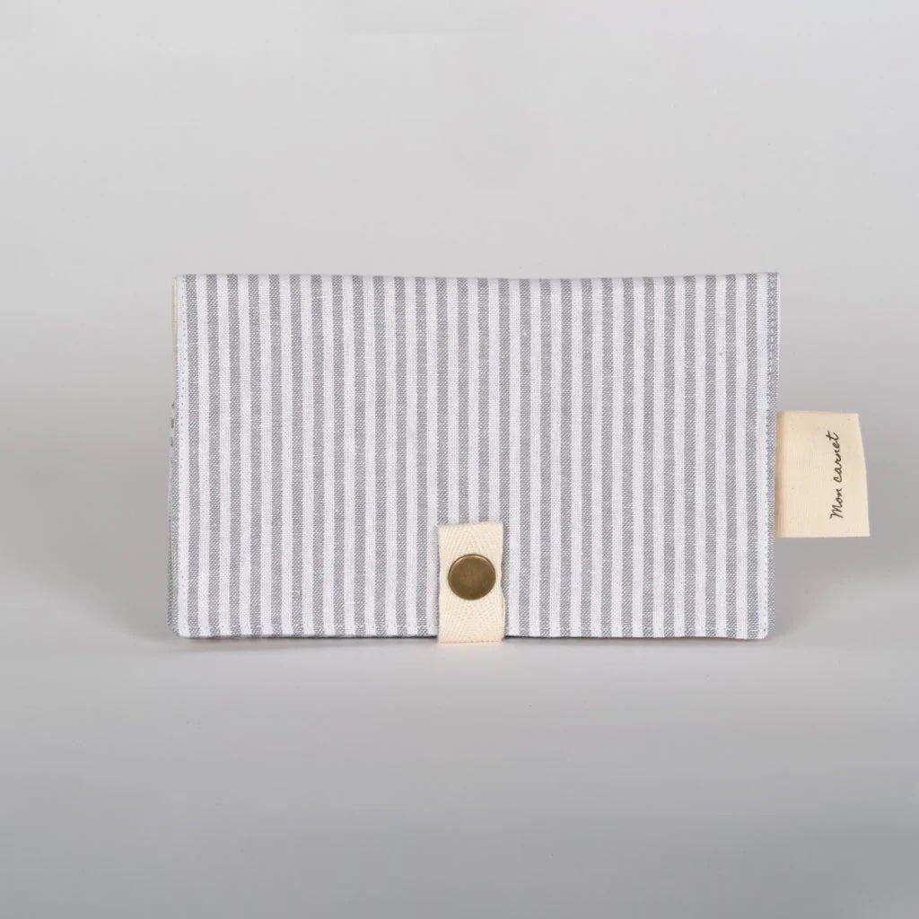Carnet de santé/passeport - Plusieurs motifs et couleurs - Sauge &amp; co Maternité Sauge &amp; co Rayé lin gris 