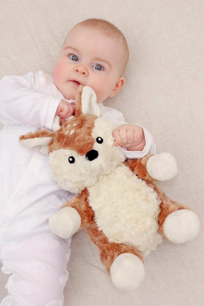 cloudb peluche musicale lumineux finley faon jouet