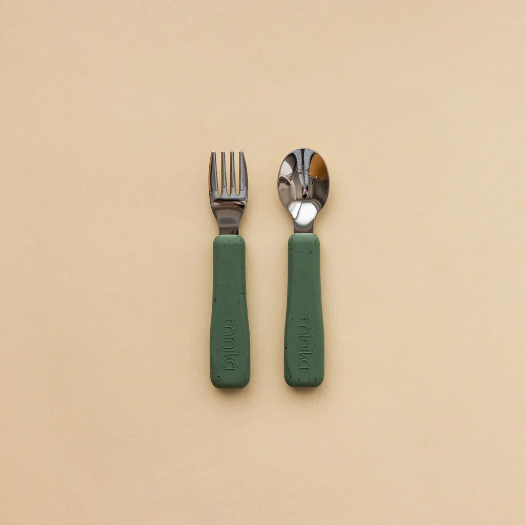 ensemble ustensile poignée silicone plusieurs couleurs Minika compagnie québécoise