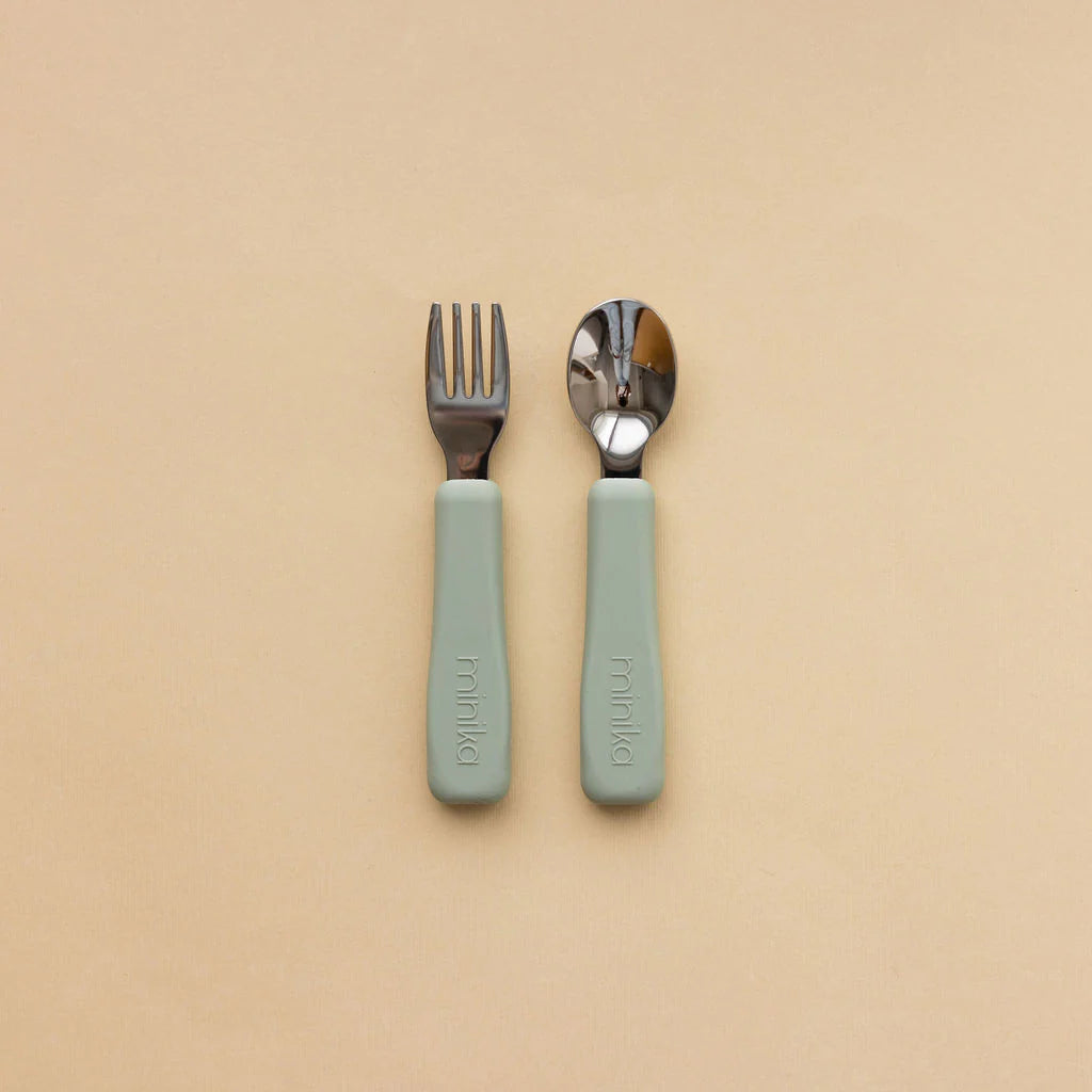 ensemble ustensile poignée silicone plusieurs couleurs Minika compagnie québécoise