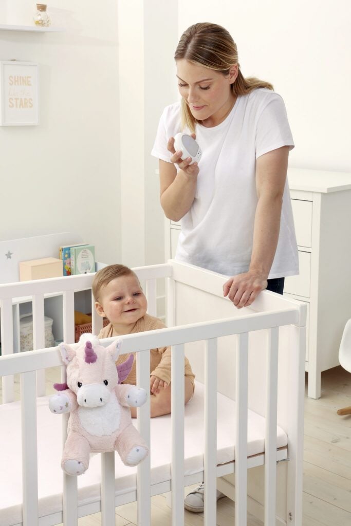 lily licorne musicale lumineuse cloudb peluche jouet reconfort