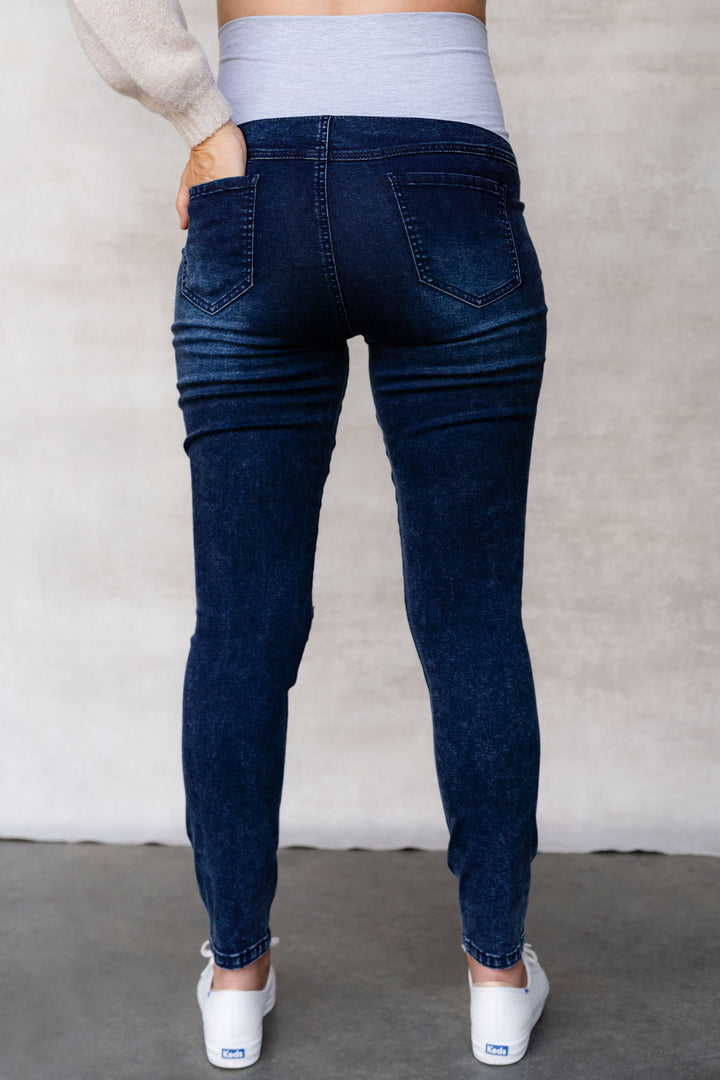 jeans bleu foncer rose maternite compagnie quebecoise