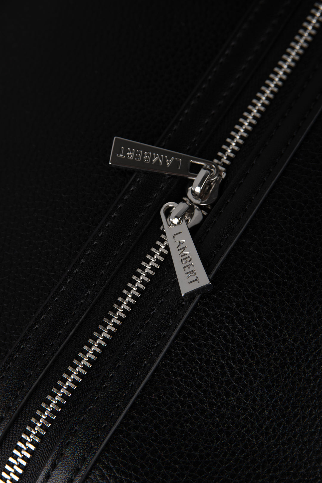 sac fourre tout voyage june noir lambert compagnie quebecoise