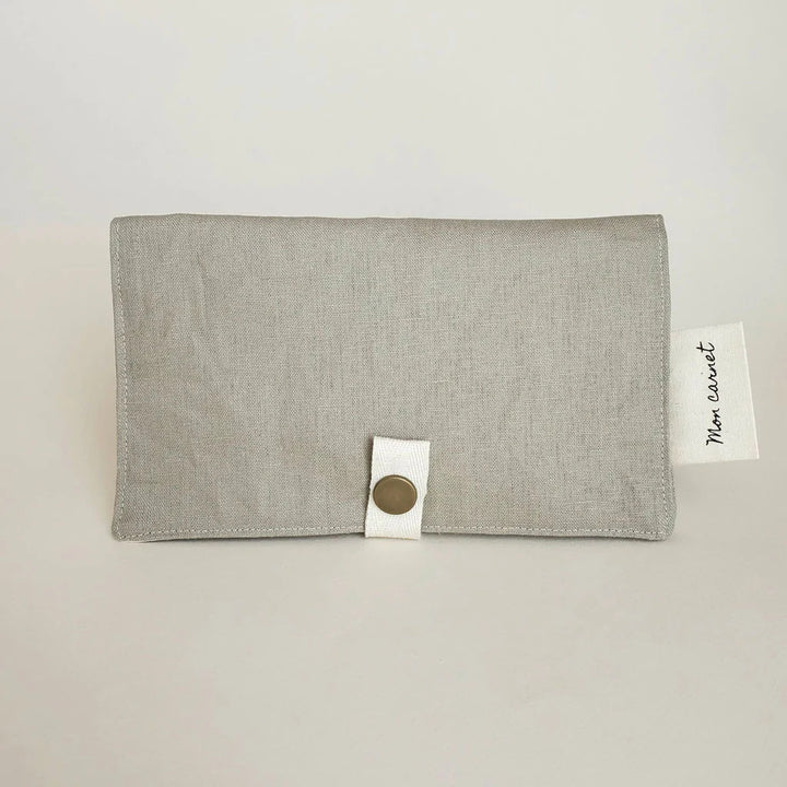 carnet sante passeport taupe fonce sauge et co