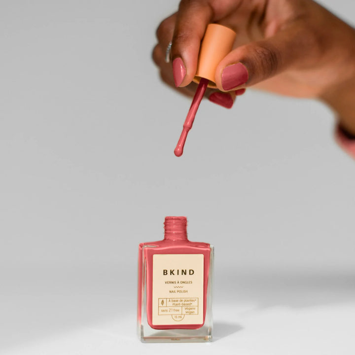 vernis sul bord vieux rose bkind base plante